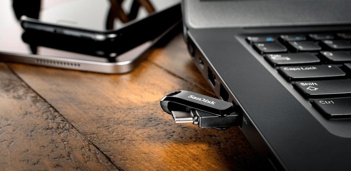 Накопичувач SanDisk   32GB USB 3.1 Type-A + Type-C Ultra Dual Drive Go Чорний