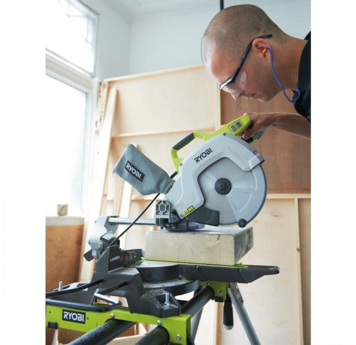 Пила торцювальна Ryobi EMS254L з протяжкою 2000Вт диск 254мм 16.2кг лазер