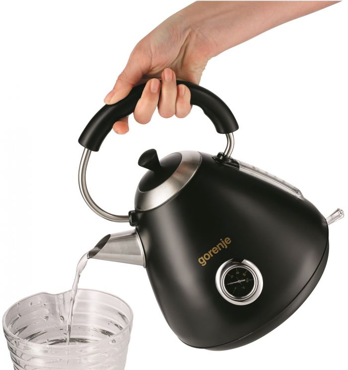 Електрочайник Gorenje 1.7л, пластик, чорний