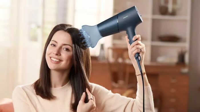 Фен Philips 5000 Series, 2300Вт, 3 режими, дифузор, іоніз-я, хол. обдув, темно-синій