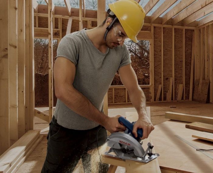 Пила дискова Bosch GKS 140 1400Вт 184мм 3.7кг 20мм + пиляльний диск Eco for wood