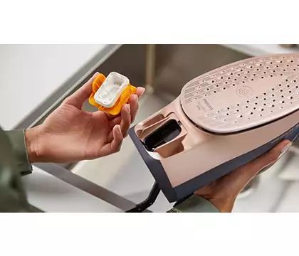 Праска Philips Azur 8000 Series, 3000Вт, 350мл, паровий удар -260гр, постійна пара - 85гр, нерж. сталь, темно синій