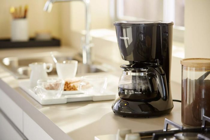 Кавоварка Philips крапельна Daily Collection 0.6л, мелена, чорний