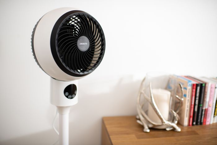 Вентилятор ARDESTO підлоговий, 50Вт, пульт ДК, дисплей, чорно-білий