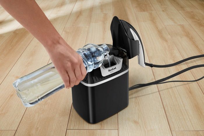 Прасувальна система Tefal IXEO+, 2980Вт, 1000мл, паровий удар -90гр, верт. відпарювання, керам. підошва, чорний