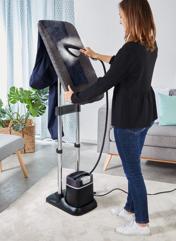 Прасувальна система Tefal IXEO+, 2980Вт, 1000мл, паровий удар -90гр, верт. відпарювання, керам. підошва, чорний