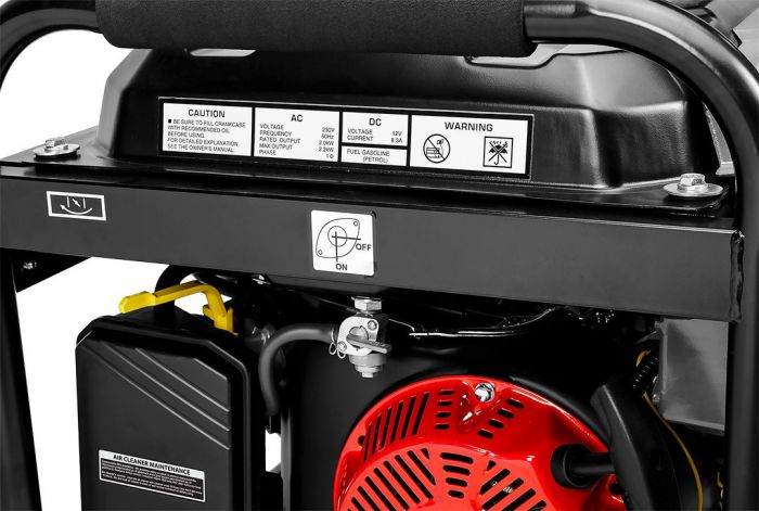 Генератор бензиновий GRAPHITE 230В, 2/2.2кВт, ручний стартер, 40кг