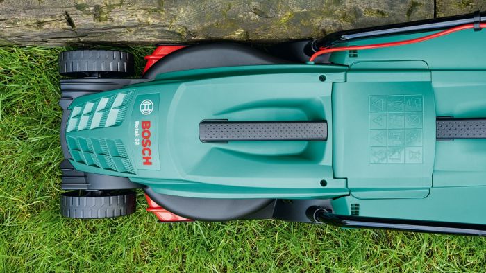 Газонокосарка мережева Bosch Rotak 32 1200Вт 32см 31л 20-60мм 6.8кг