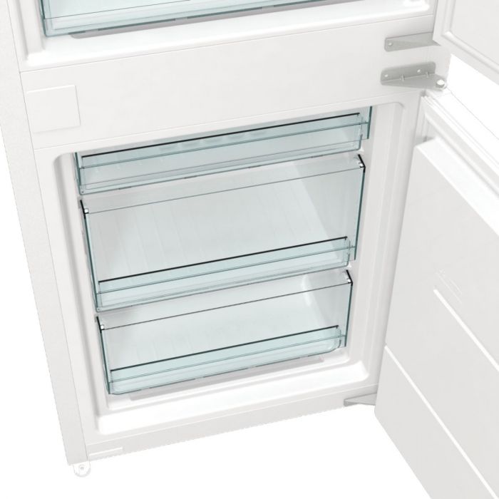 Холодильник Gorenje вбудований з нижн. мороз., 177х55х54см, 2 двері,180(68)л, А+, FrostLess , Зона св-ті, LED дисплей, Білий