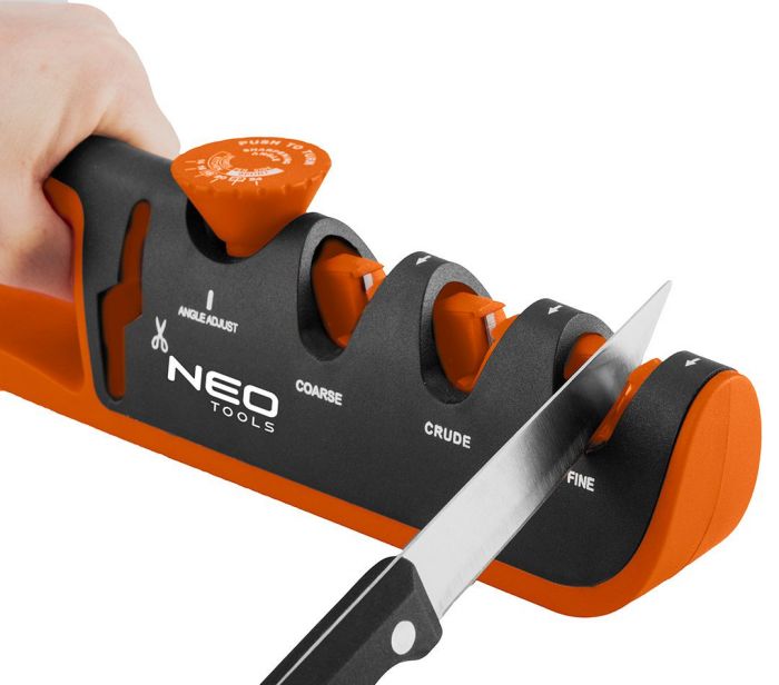Точилка для ножів та ножиць Neo Tools, 77х290х47мм, 3 етапи заточування, алмаз, карбід вольфраму та кераміка, регулювання кута заточування, ABS-пластик та TPR гума
