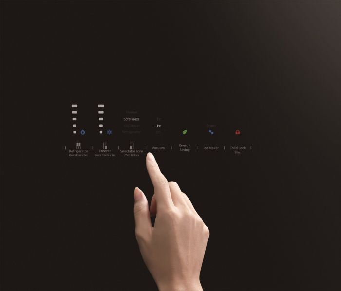 Холодильник Hitachi багатодверний, 184x90х72, холод.відд.-372л, мороз.відд.-196л, 4дв., А+, NF, інв., зона нульова, вакуум, льодоген., сірий (скло)