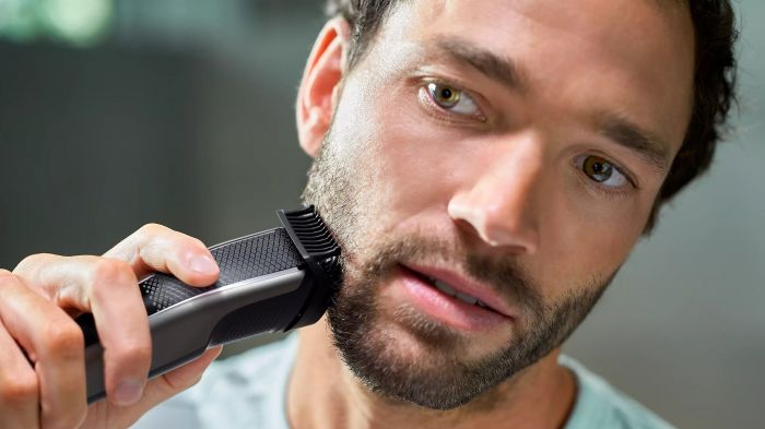 Тример Philips Beardtrimmer series 5000, для бороди і вусів, мережа+акум., насадок-2, чохол, сталь, чорний