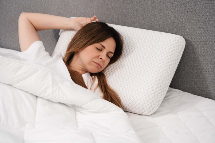 Подушка ортопедична ARDESTO Sleepwell, 60х40х12см, класична прямокутна, піна меморі, білий