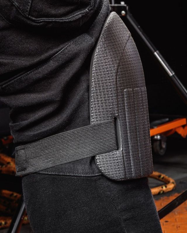 Наколінники садові Verto, піна EVA, 18.5х13см, чорний