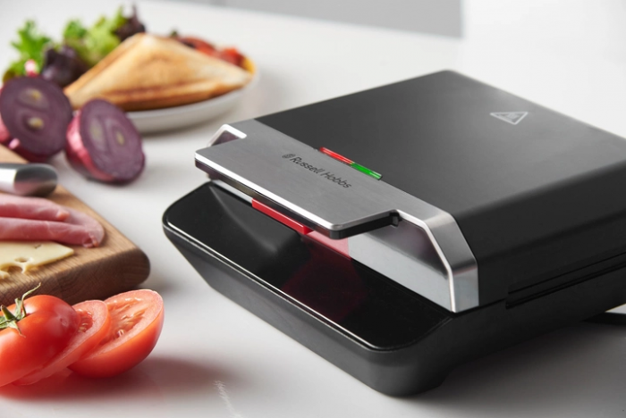 Сендвічмейкер Russell Hobbs, 750Вт, 1 пластина-сендвіч, корпус-пластик, чорний