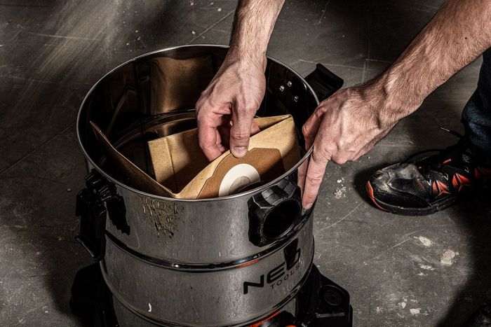 Пилосос професійний Neo Tools 1400Вт 18 кПа контейнер 30л HEPA колеса 5.92кг