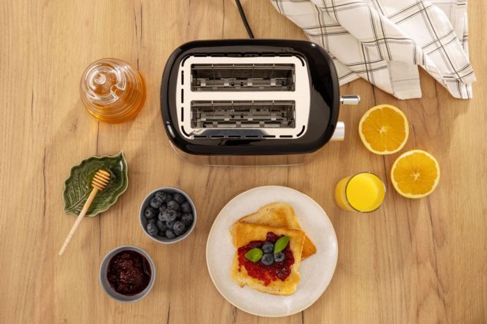 Тостер Gorenje 850Вт, підігрів, розморожування, пластик, чорний