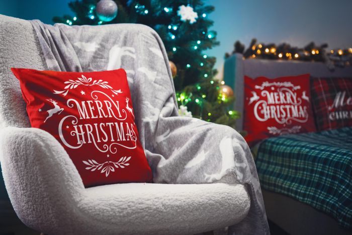 Подушка декор. Ardesto Christmas Happy Holidays 45х45см, 100% поліестер, червоний