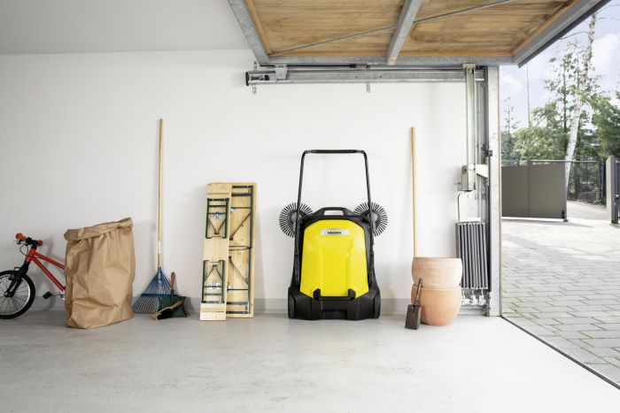 Підмітальна машина Karcher S 6 Twin ручна захват 86см контейнер 38л 14.8кг