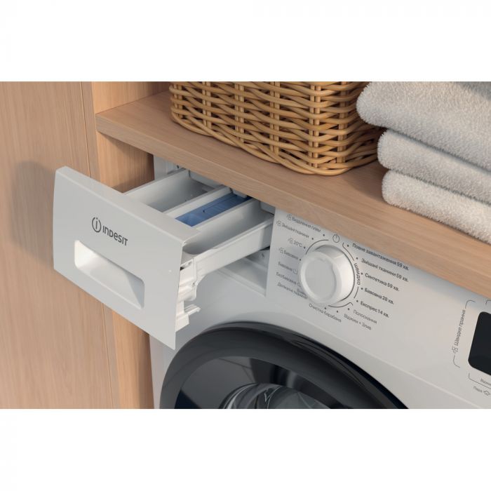 Пральна машина Indesit фронтальна, 8кг, 1200, A+++, 54.6см, дисплей, пара, інвертор, люк чорний, білий