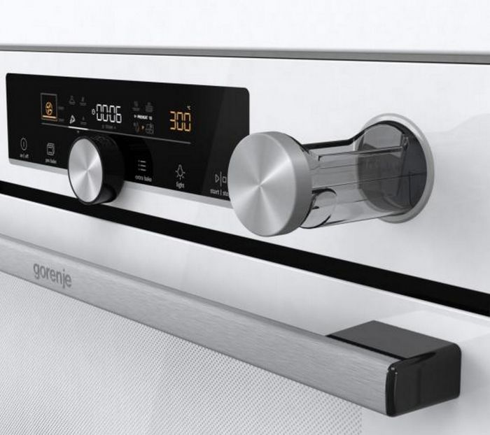 Духова шафа Gorenje електрична, 77л, A+, пара, дисплей, готування на різних рівнях, піроліз, білий