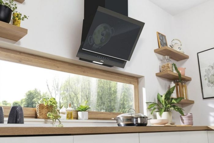 Витяжка Gorenje похила, 60см, 639м.куб/год, чорний