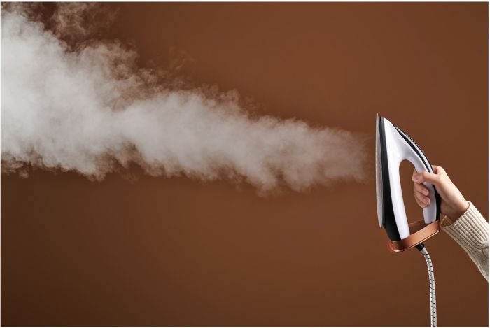 Праска-парогенератор Sencor, 3000Вт, 1500мл, паровий удар -430гр, постійна пара - 160гр, Anti-calc, керам. підошва, біло-коричневий