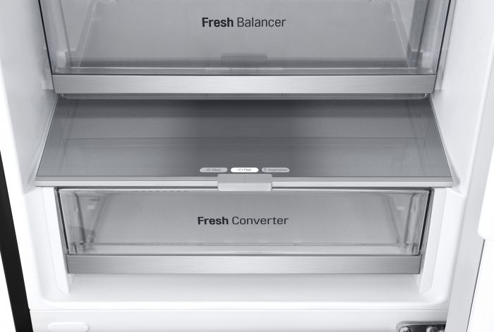 Холодильник LG з нижн. мороз., 203x60х68, холод.відд.-277л, мороз.відд.-107л, 2дв., А++, NF, інв., диспл зовн., Fresh Сonverter, Metal Fresh, чорний матовий