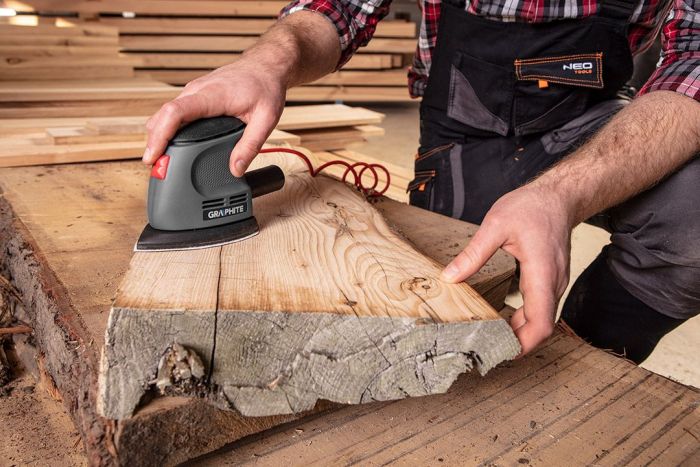 Шліфмашина вібраційна GRAPHITE Delta 105Вт платформа 140х140х97 24000кол/хв 0.87кг