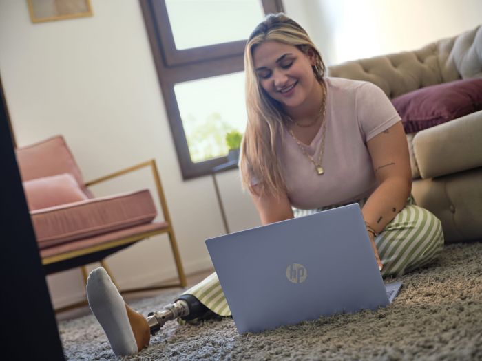 Ноутбук HP OmniBook 5 16-af1011ua 16" WUXGA IPS AG, Intel U7-255U, 24GB, F1024GB, UMA, DOS, блакитний