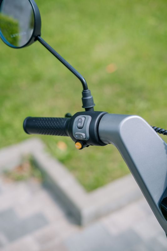 Електроскутер 2E FY70, сірий