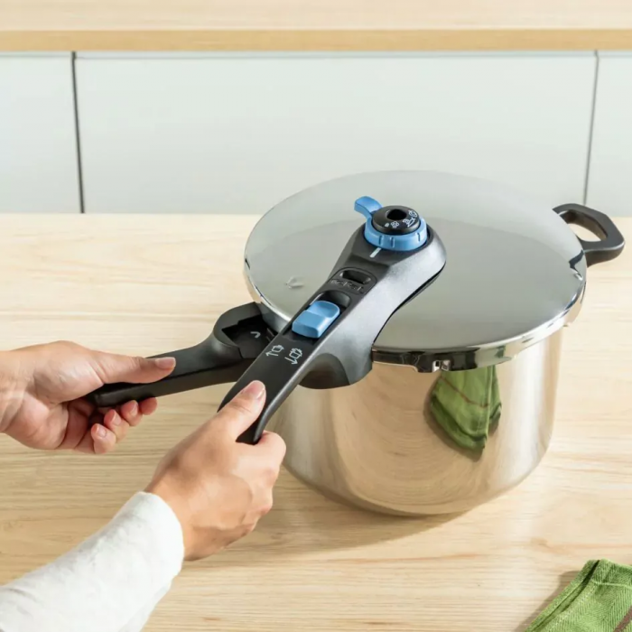 Скороварка Tefal Secure Trendy, 8л, з паровим кошиком, нержавіюча сталь, пластик