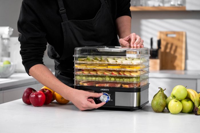 Сушарка для продуктів ARDESTO 245Вт, піддонів - 5x3см, макс - 70°С, пластик, чорний+нерж