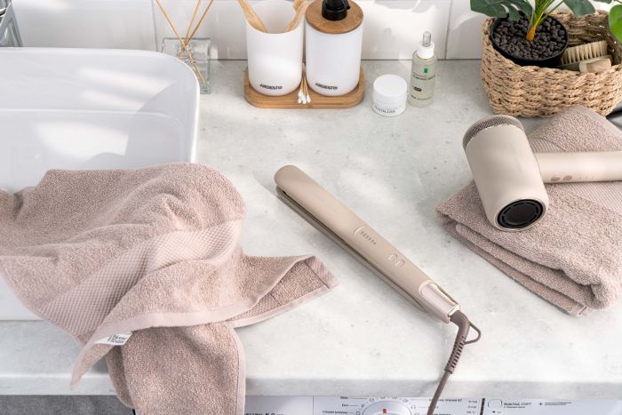 Випрямляч ARDESTO Pearl Cream, 50Вт, 140-230C, кераміка, бежевий