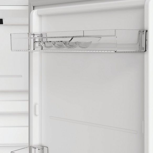 Холодильник Indesit з нижн. мороз., 202.5x60х67, холод.відд.-253л, мороз.відд.-109л, 2дв., А++, NF, сріблястий