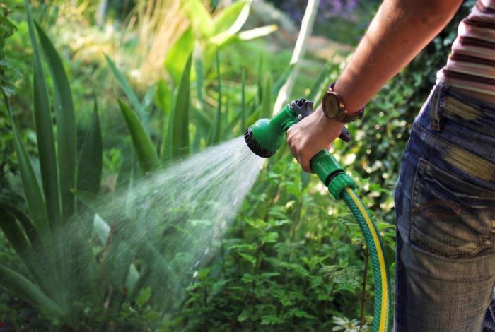 Шланг садовий 2E AquaFlex Emerald Pro 3/4" 20м 4 шари 20бар -10…+60°C зрошувач 2 конектори адаптер