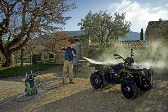 Мінімийка високого тиску Bosch Advanced Aquatak 140, 2100Вт, 140бар, 450л/год, шланг 8м, 17.6кг