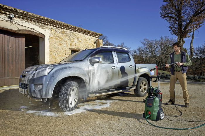 Мінімийка високого тиску Bosch Advanced Aquatak 140, 2100Вт, 140бар, 450л/год, шланг 8м, 17.6кг